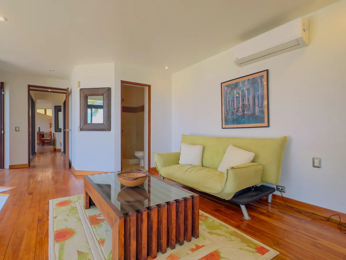 Laguna Vista | Sunset Ocean Views, Privacy & Room to Personalize