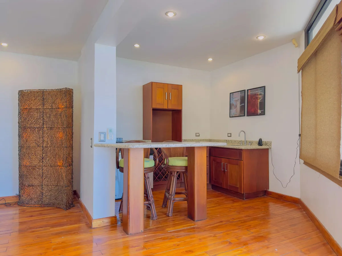 Laguna Vista | Sunset Ocean Views, Privacy & Room to Personalize