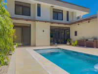 Casa Dorada – Elegant Home in the Heart of Playas del Coco thumbnail