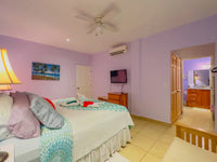Paradizio 208 – Covered Parking Included | Walk to Beach & Town thumbnail