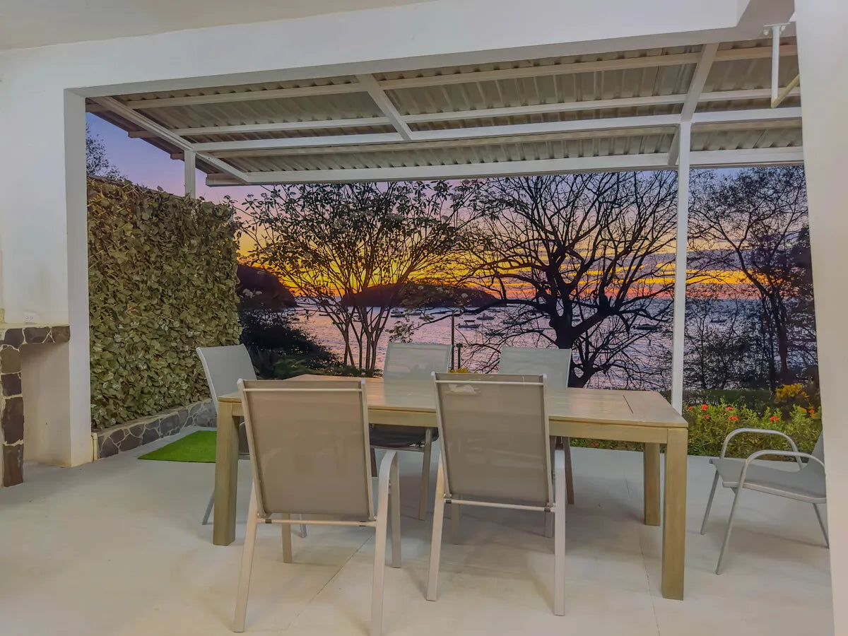 Almendros 43 – Beachfront Luxury Awaits in Playa Ocotal