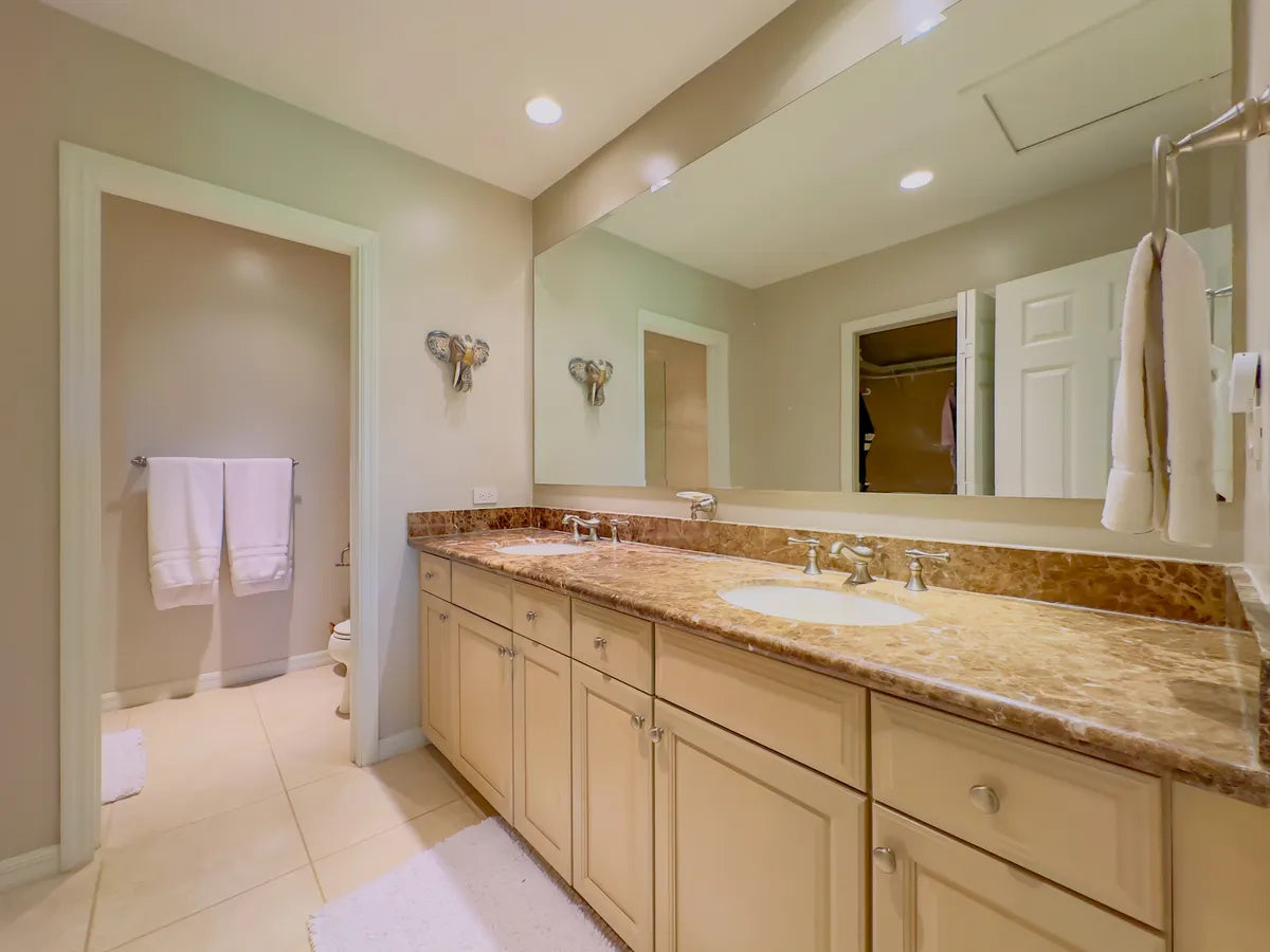 Pacifico Townhouse 101 – 4BR/4BA with Beach Club Access