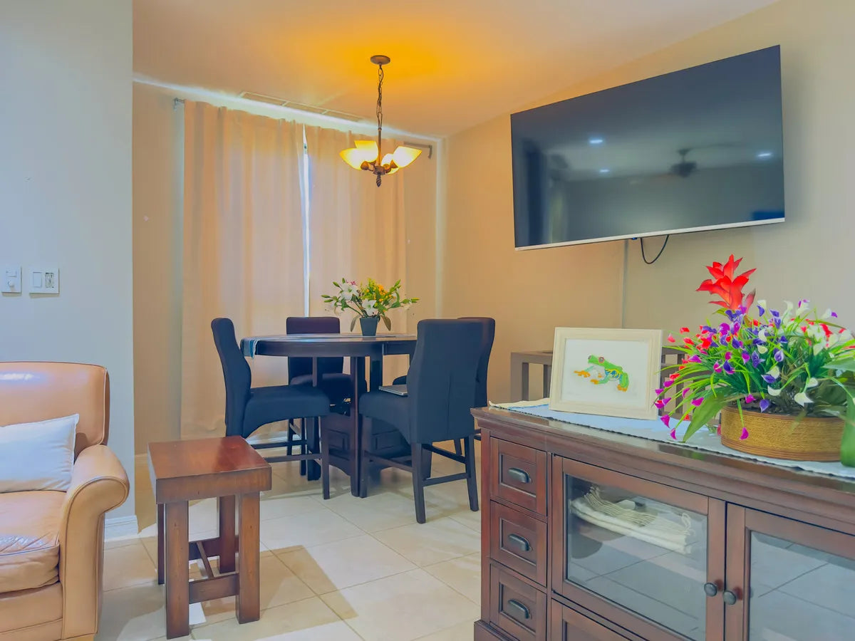 Pacifico Townhouse 101 – 4BR/4BA with Beach Club Access