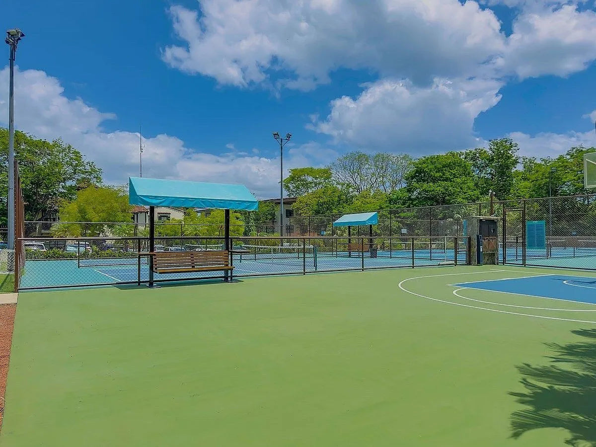 Pacífico Townhouse 101 | Spacious 4-Bedroom Home in Playas del Coco