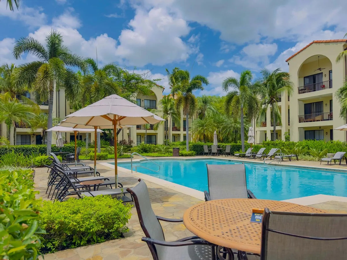 Pacifico Townhouse 101 – 4BR/4BA with Beach Club Access