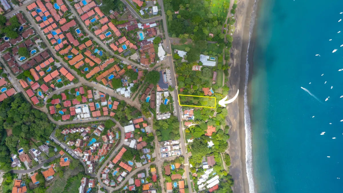 Aurea Coco – Prime Beachfront Lot in Playas del Coco