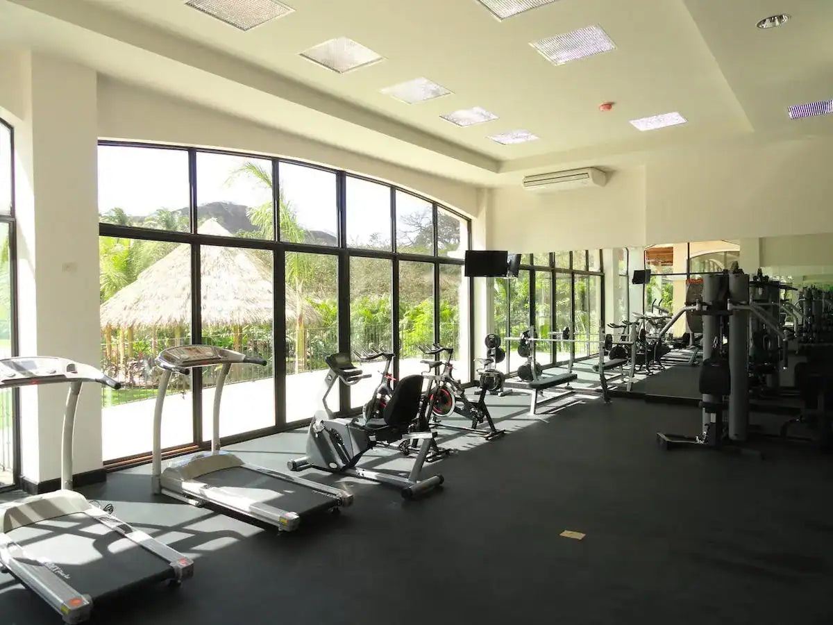 Casa AraMar – Modern One-Level Home with Solar, Pool & Club Access in Coco Bay Estates