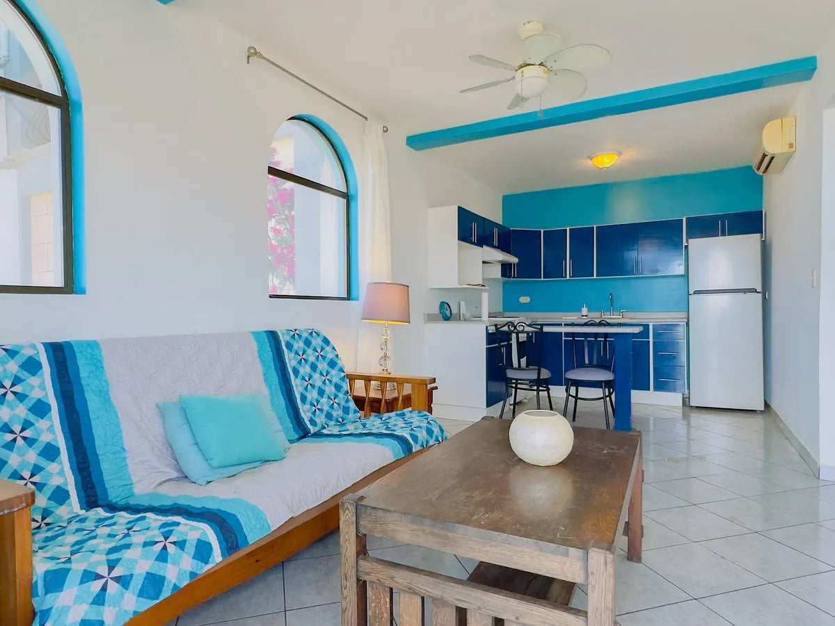 Lookout Suites | Ocean-View Boutique Hotel with Rooftop Restaurant in Playas del Coco