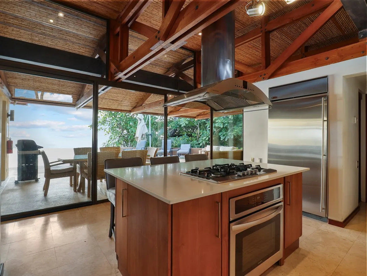 Villa Serena | Cacique 98 – Exceptional Ocean Views