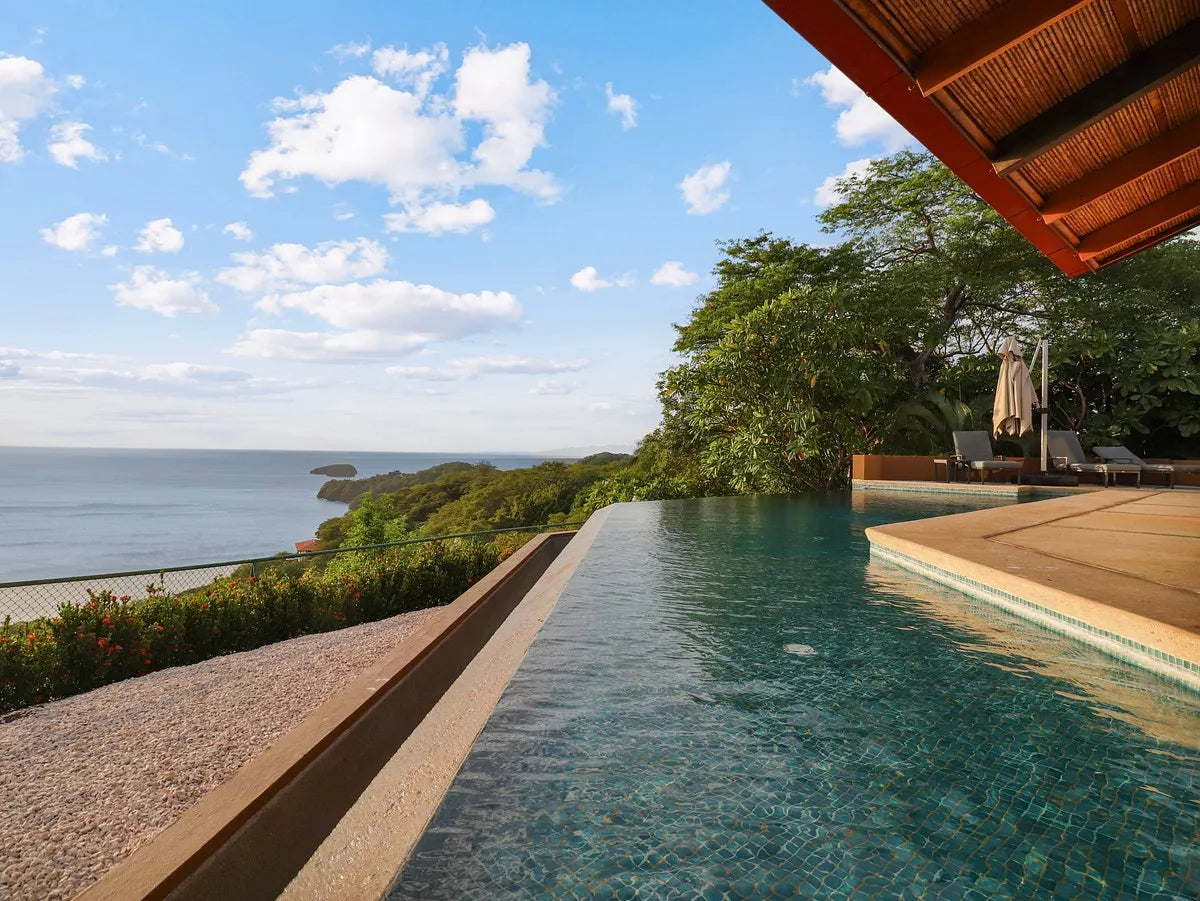 Villa Serena | Cacique 98 – Exceptional Ocean Views