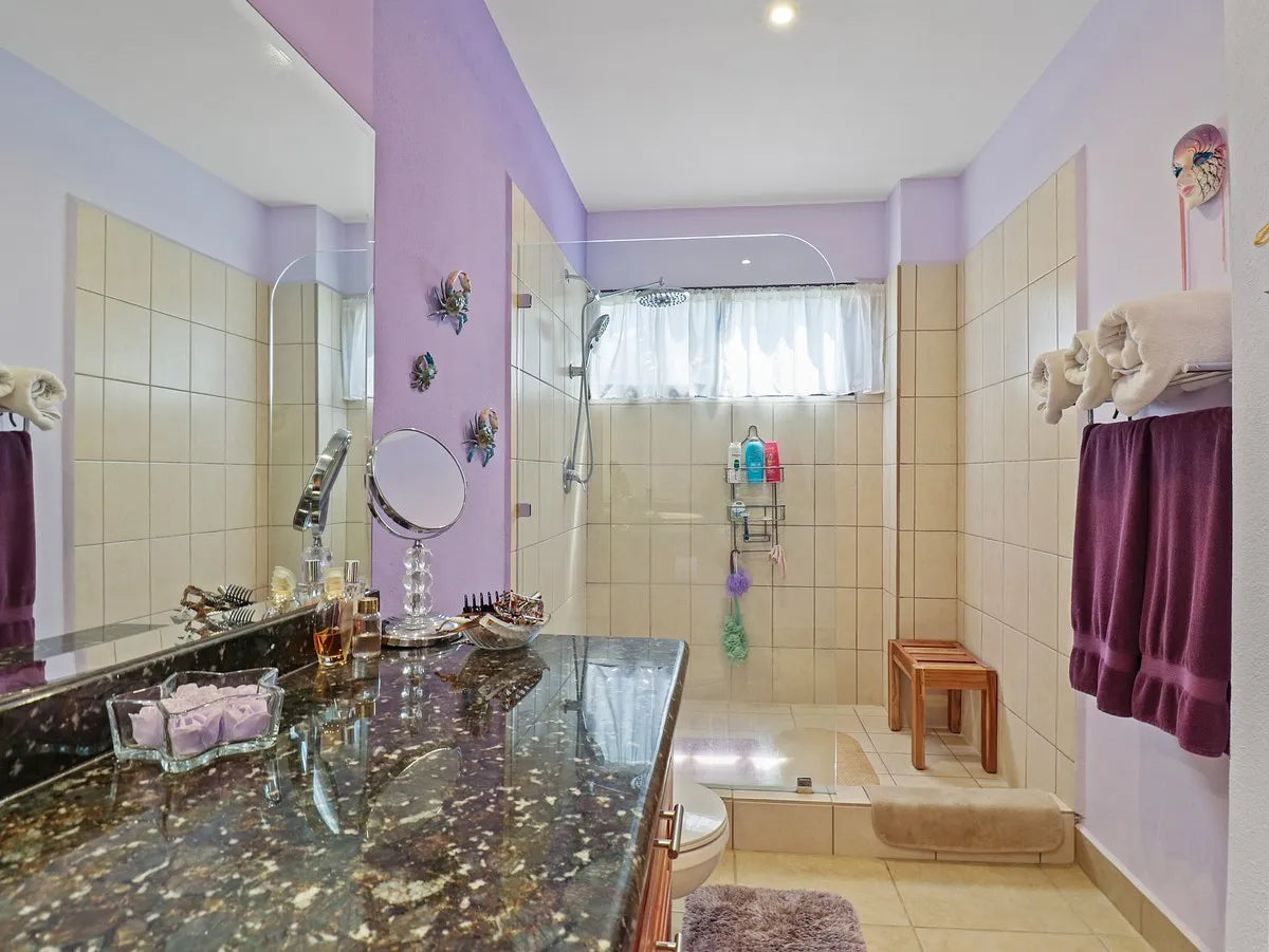 Paradizio 209 | Spacious 2-Bedroom Condo Steps from Beach & Town