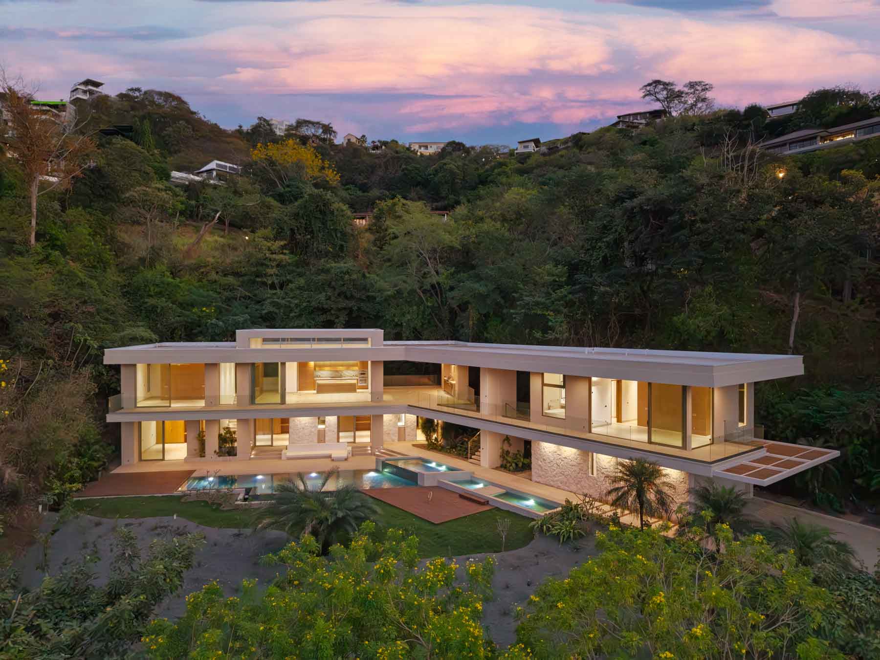 Casa de Los Sueños – Newly Built Luxury Estate with Premium Finishes