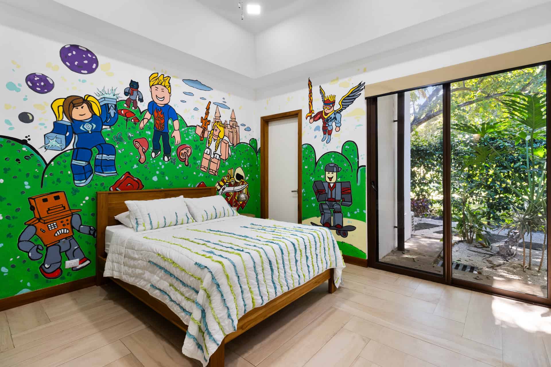 CASA ARTISTICA, LLAMA DEL BOSQUE #30
