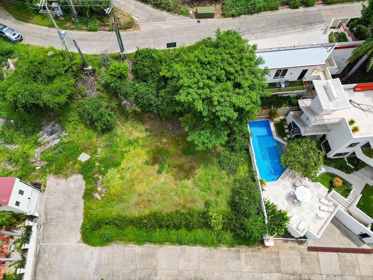 Ocean View Lot in Playa Flamingo