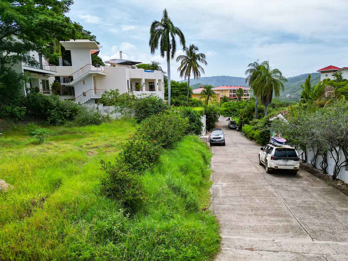 Ocean View Lot in Playa Flamingo