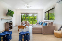 Casa Offshore | Luxury Home Near the Beach thumbnail