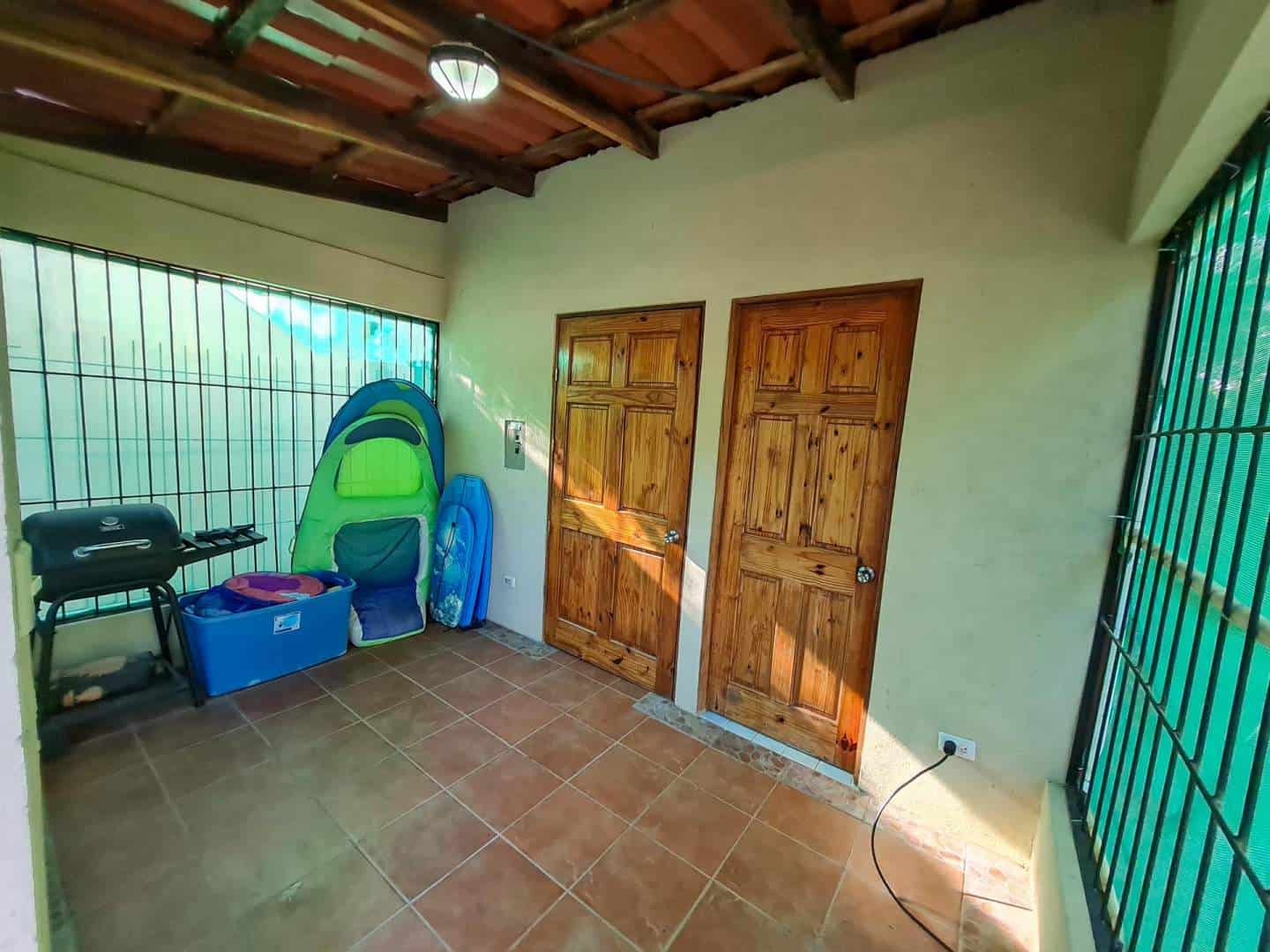 Casa Sueños – 3-Bedroom Home in SurfSide