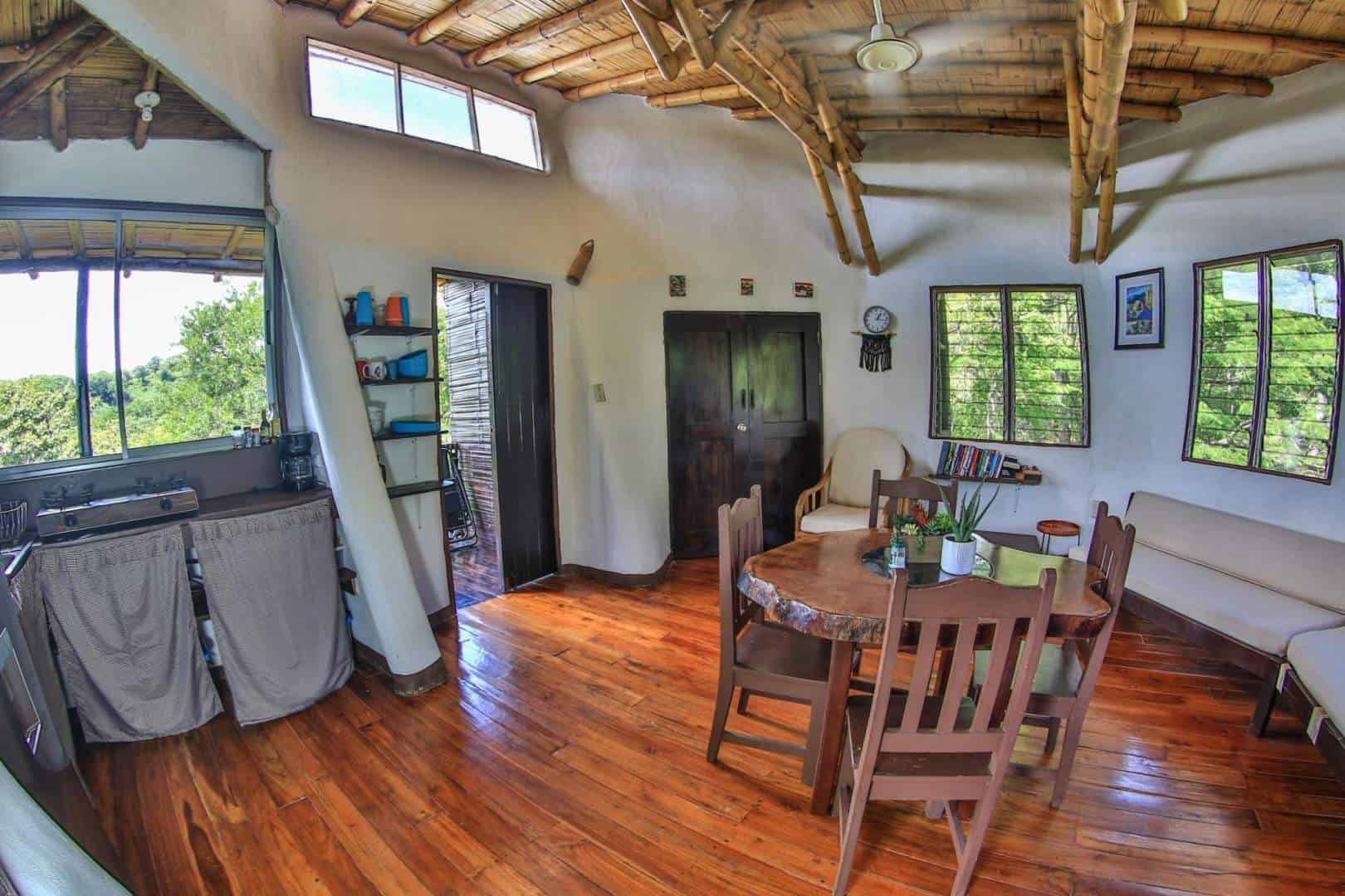 Casa Bambu – 3-Bedroom Property in Matapalo