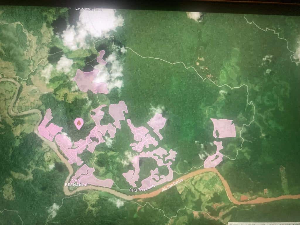 Hacienda Tres Cepas is a sprawling 1,666-hectare estate located in Alajuela