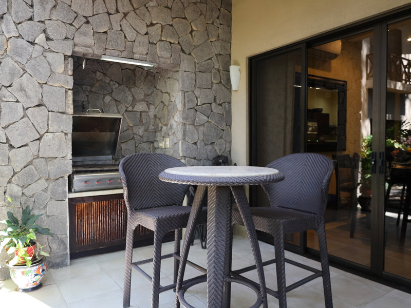 Sombras 501 | 2-Bedroom Condo 100 Meters from the Beach