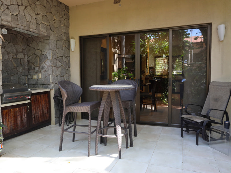 Sombras 501 | 2-Bedroom Condo 100 Meters from the Beach