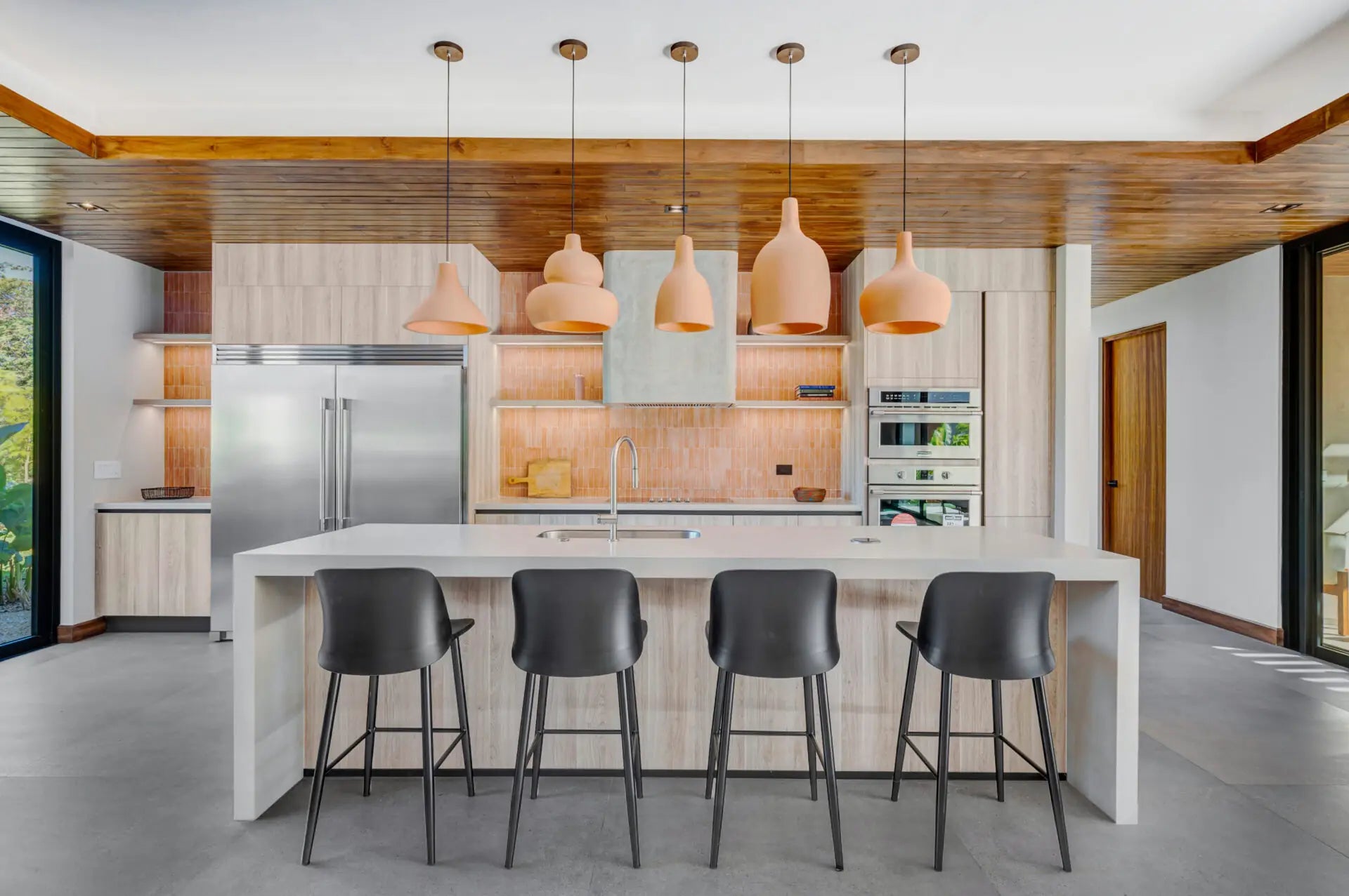 Casa Los Feliz – Modern Luxury in Hacienda Pinilla