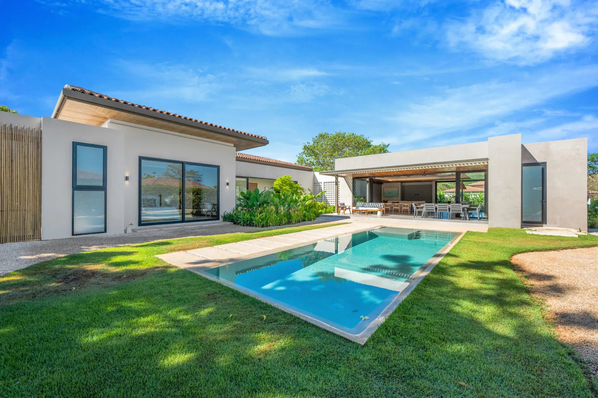 Casa Los Feliz – Modern Luxury in Hacienda Pinilla