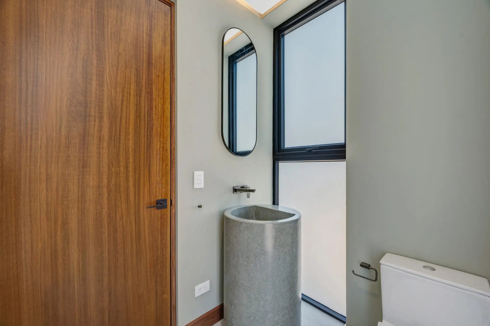 Casa Los Feliz – Modern Luxury in Hacienda Pinilla