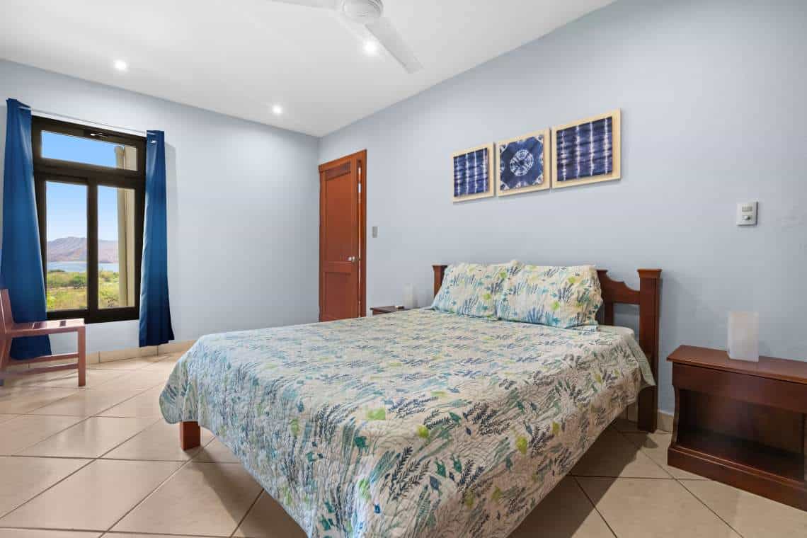 Casa Omega: Oceanview Apartments in Altos de Flamingo