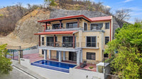 Casa Omega: Oceanview Apartments in Altos de Flamingo thumbnail