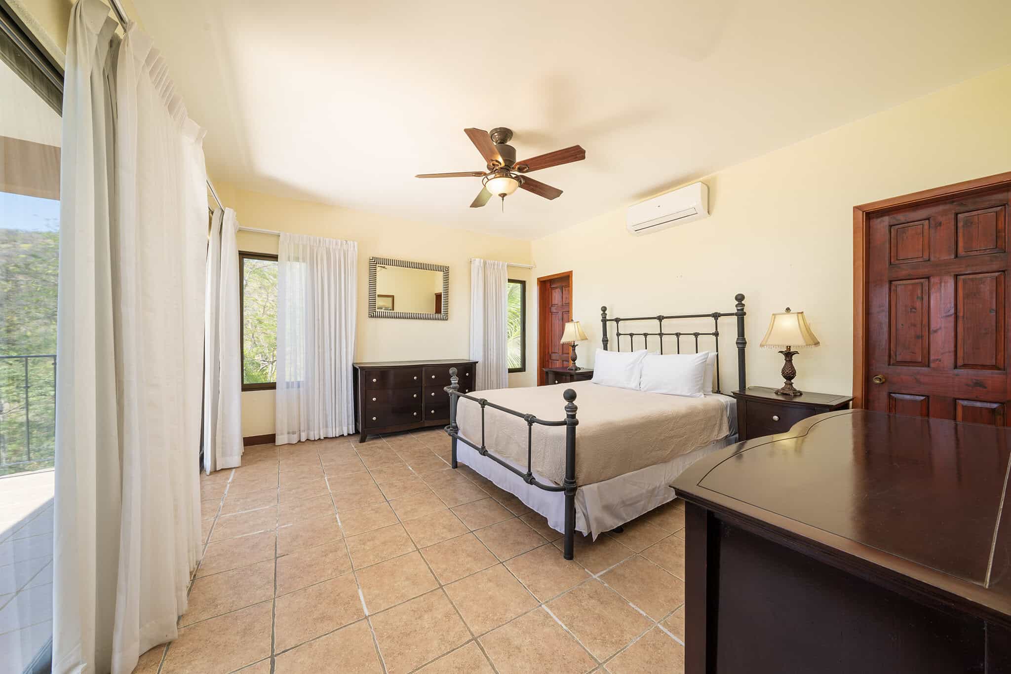 DIVINE RETREATS PENTHOUSE 4 – VIDA DE LA PAZ