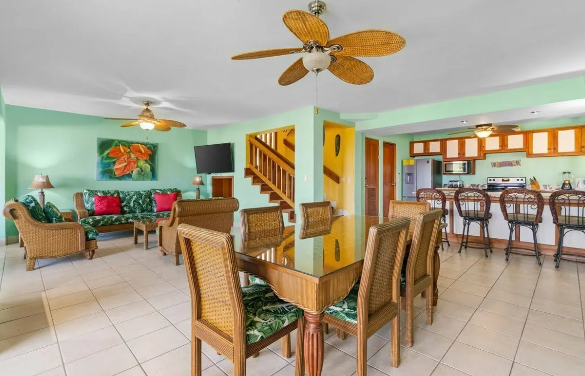 Bahía Pez Vela 17 – Ocean View Villa in a Beachfront Gated Community