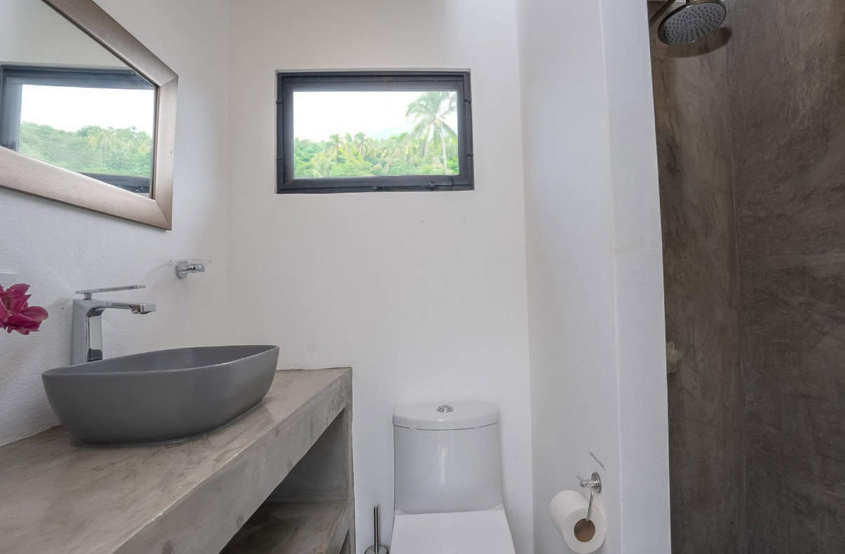 Finca Arwen – Estate with Three Homes and Rental Income Opportunity Near Tamarindo