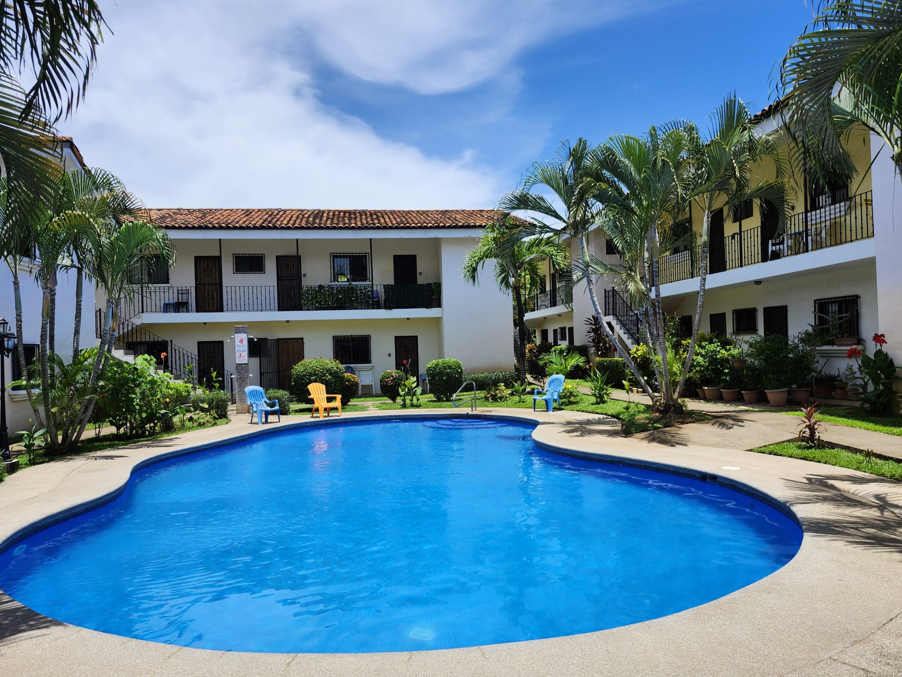 Las Torres #14-Cozy Remodeled Studio Near Coco Beach