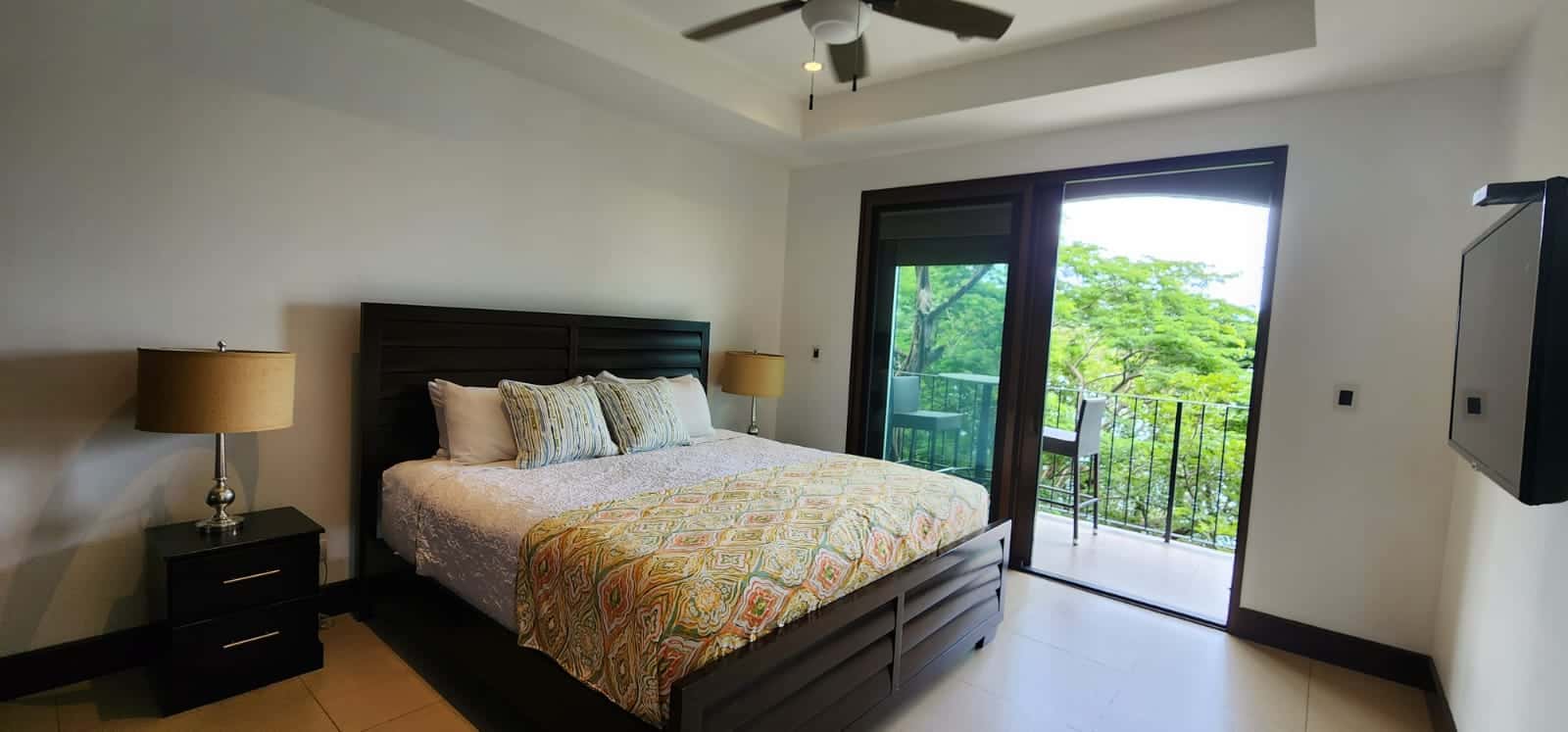 Splendor 360, Unit 204