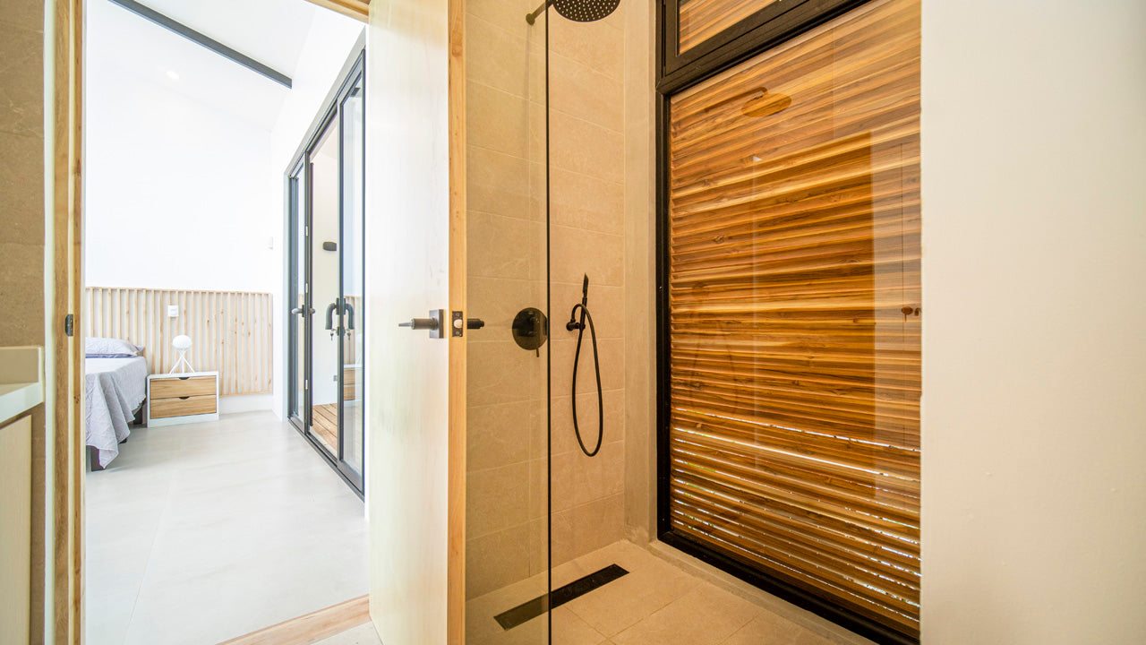 Casa Cenizaro – Surfside Tropical Escape