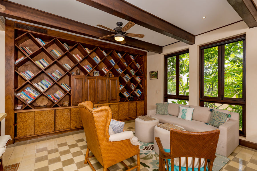 24 Calle La Ronda | 4-Bedroom Home Steps from Playa Danta