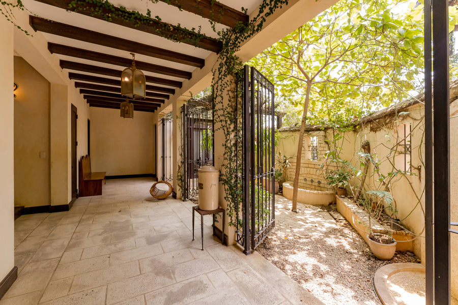 24 Calle La Ronda | 4-Bedroom Home Steps from Playa Danta