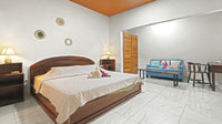 Luxury 19-Bedroom Coastal Estate with Investment Potential in Playa del Coco thumbnail