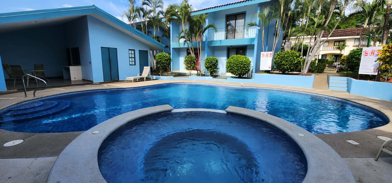 Villa Riviera D4 - 2 Bedroom, 2 Bathroom Condo in Las Palmas!