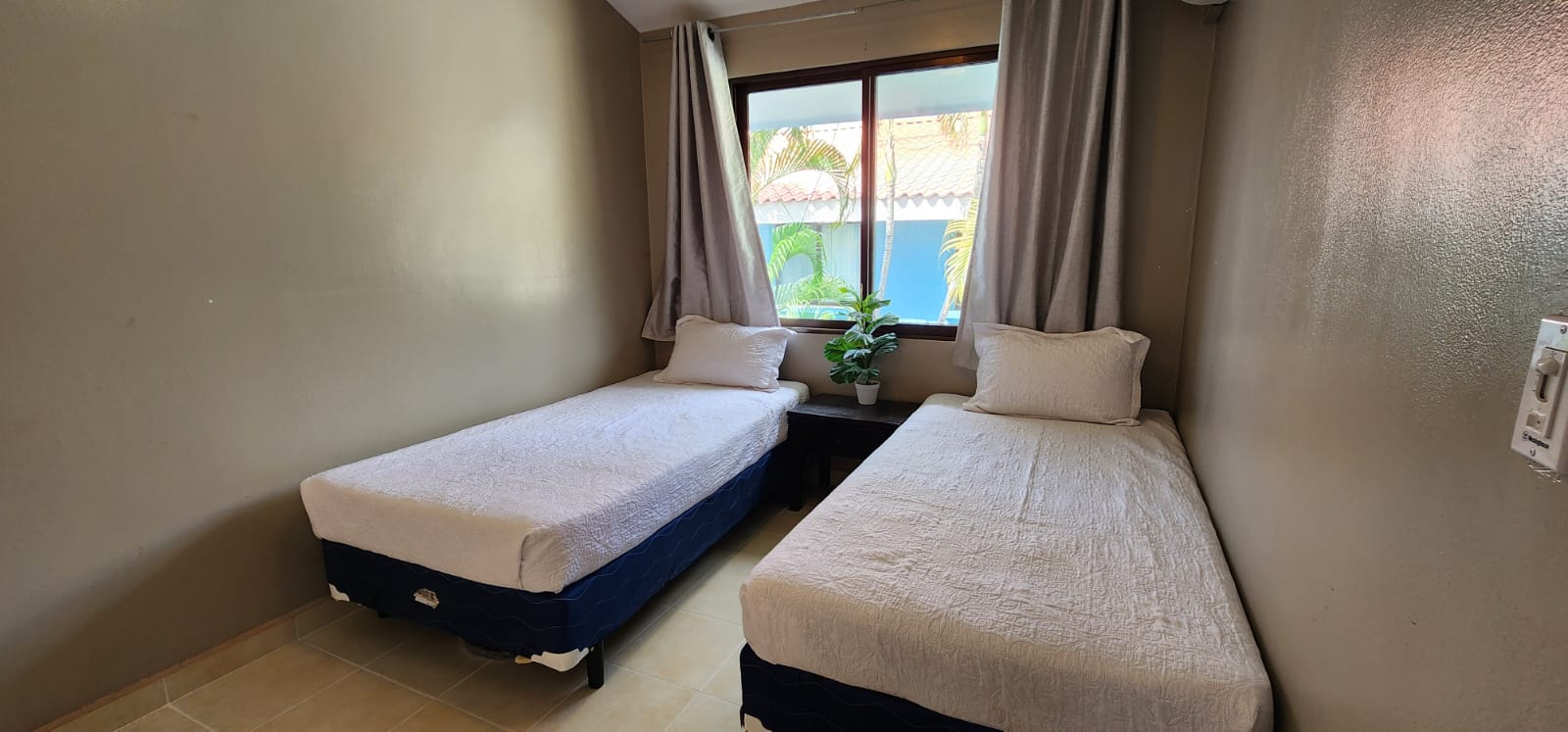 C10 Villa Riviera – Beachside Condo in Las Palmas