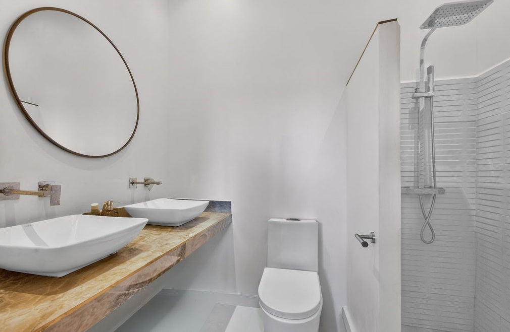 Casa Dos Hermanas: Modern Income-Producing Property Near Flamingo Beach