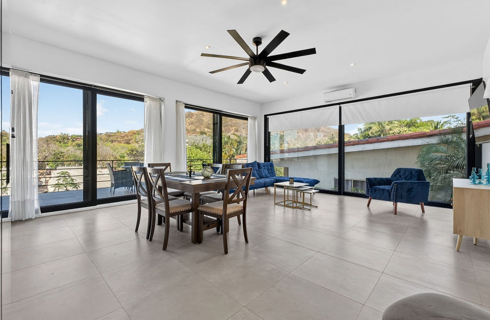 Casa Dos Hermanas: Modern Income-Producing Property Near Flamingo Beach