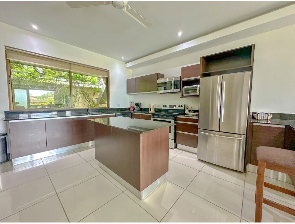 Elegant Ocean-Access Apartment | El Cubil, Playa Hermosa