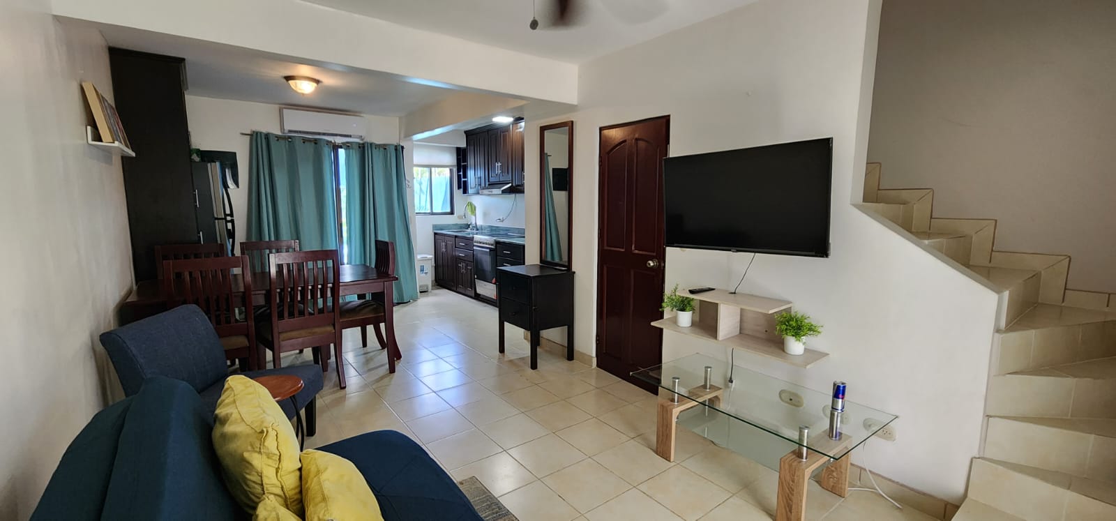 C10 Villa Riviera – Beachside Condo in Las Palmas