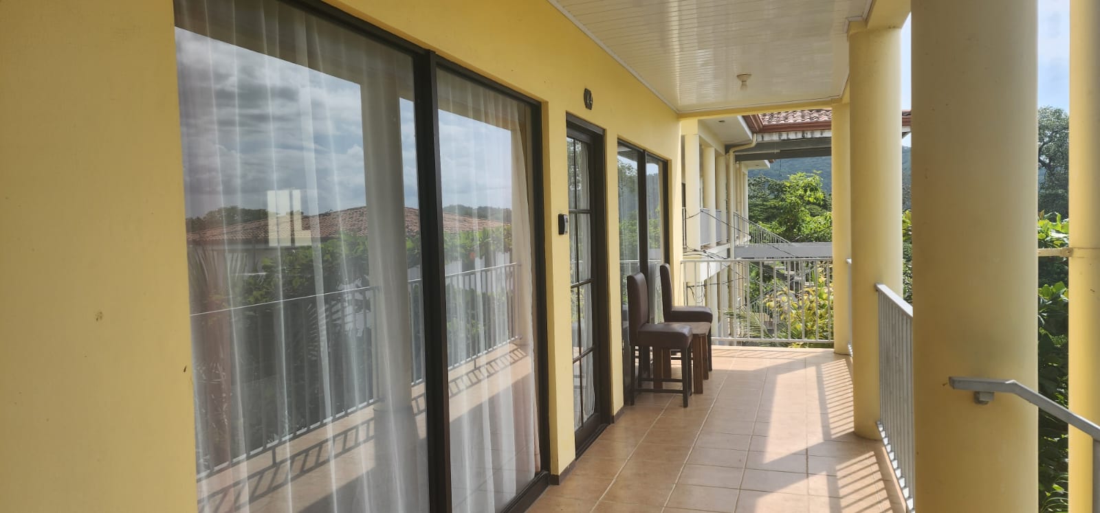 Vista Hermosa A4 - Fully Furnished 2nd-Floor Condo w/ Partial Ocean View