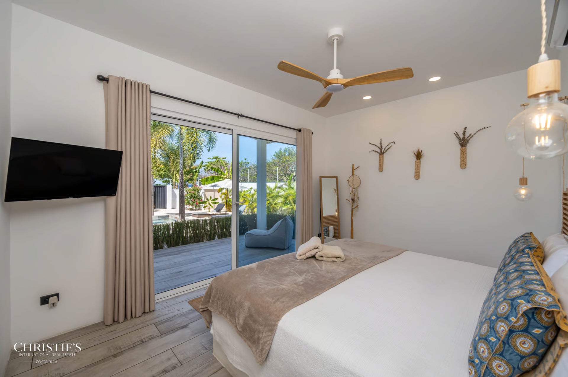 Antemar Estate – Private Dual Beachfront Residence