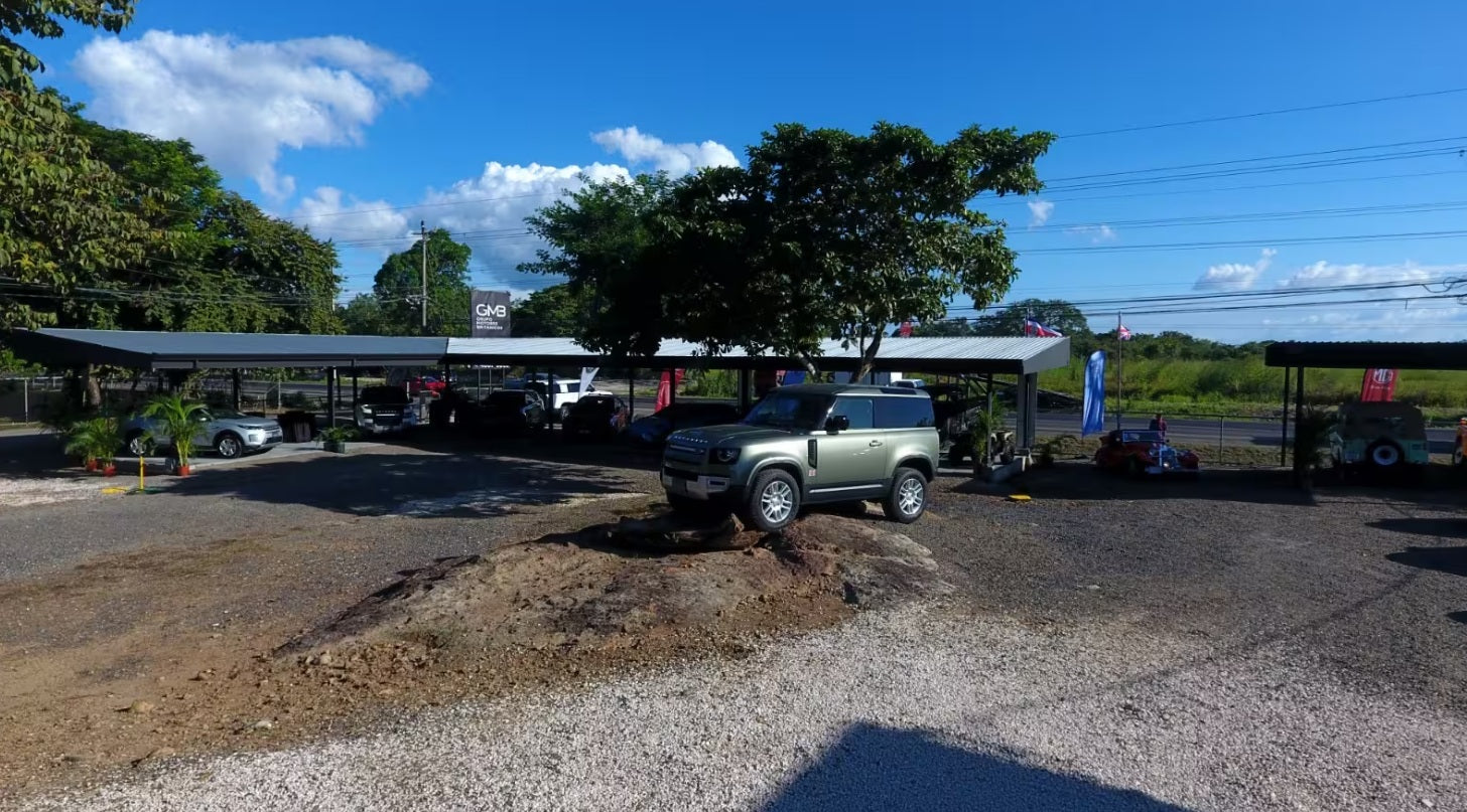 Income-Producing Mixed-Use Commercial Property in a Prime Location