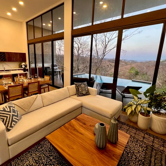 Casa Natura – Modern 3-Bedroom House in Playas del Coco