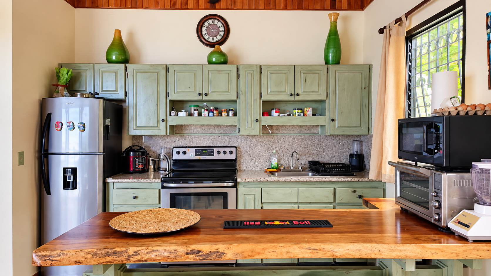 Spacious 5-Bedroom Home Near Playa Ocotal with Pacific Views